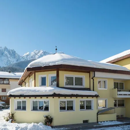 Otel Baranci San Candido